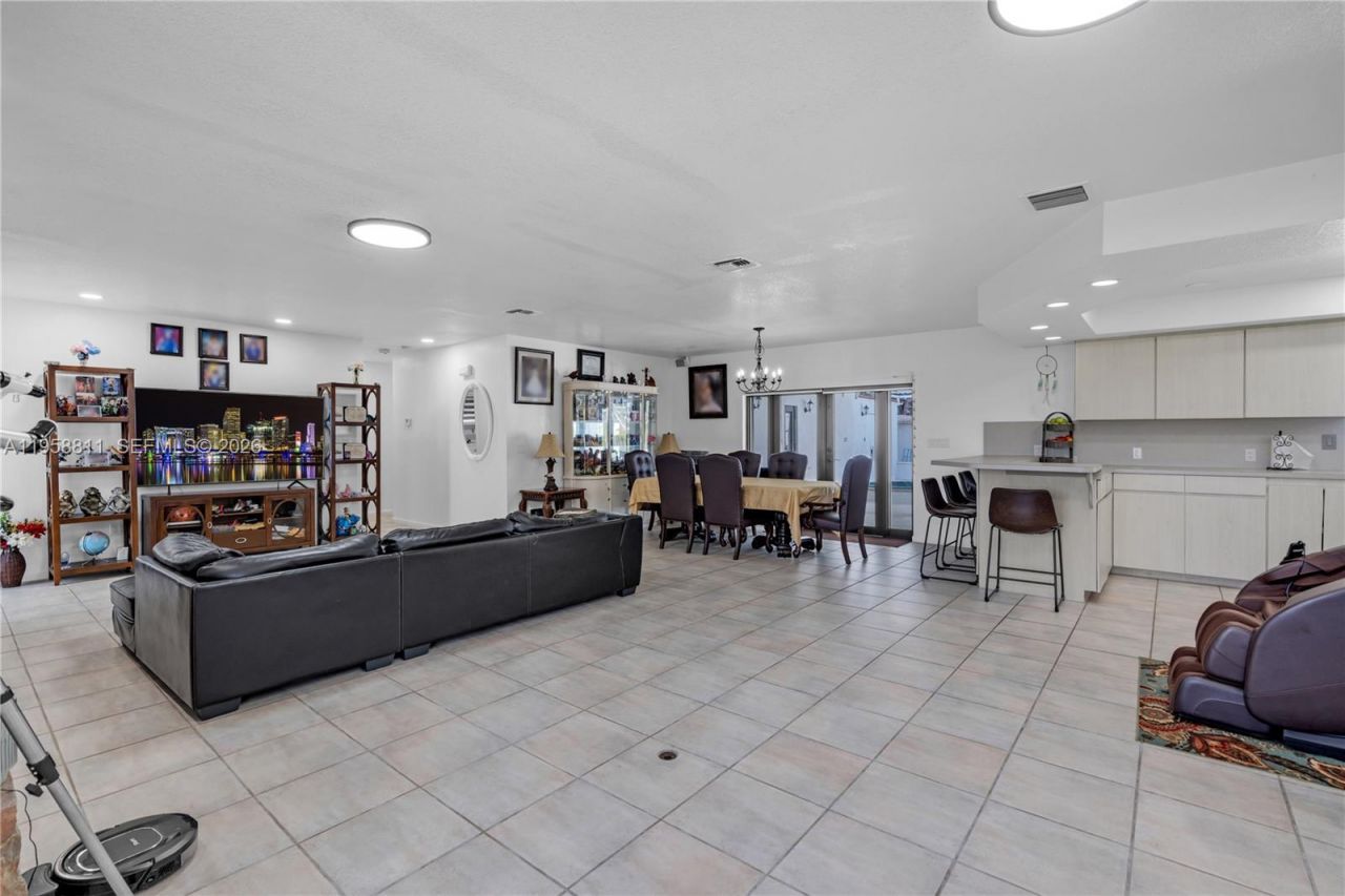 21320 SW 224th St, Miami, FL 33170 Photo