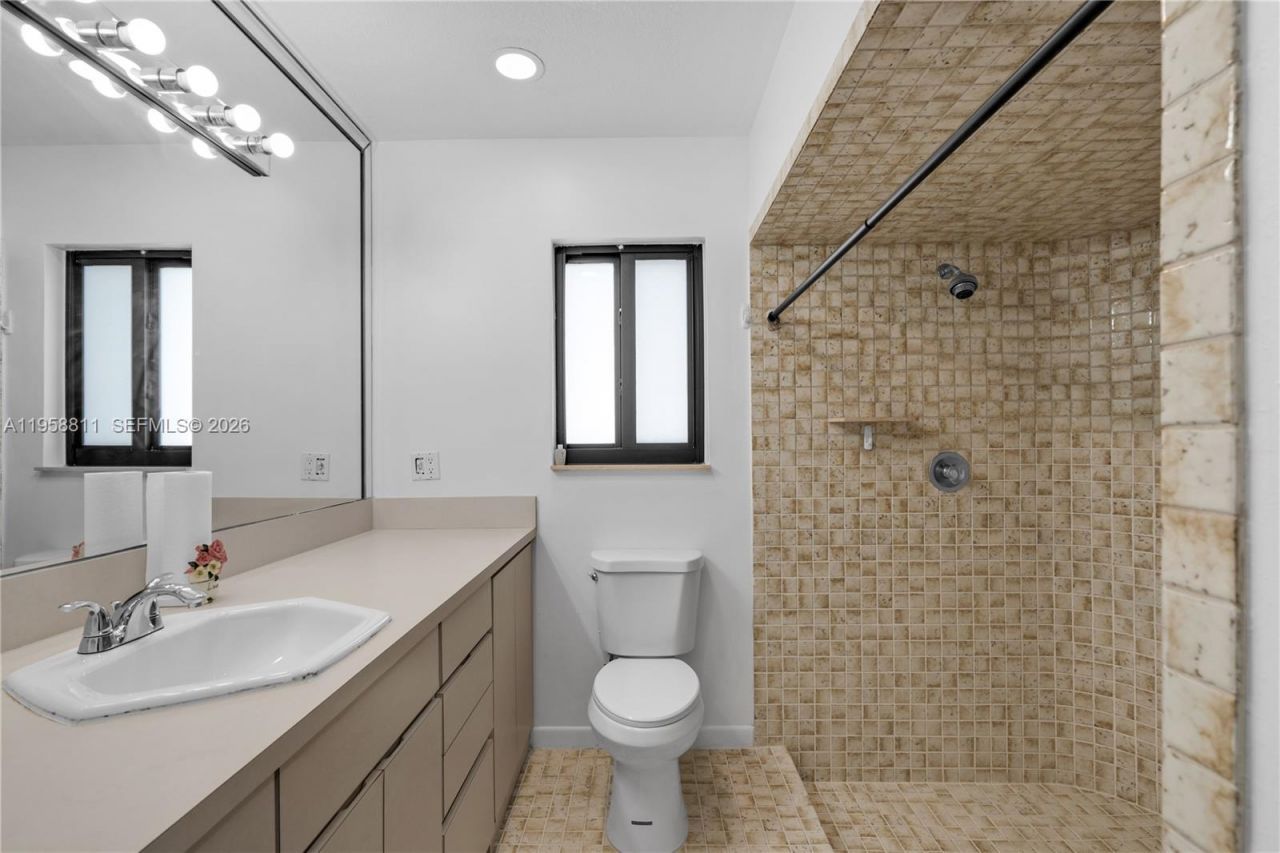 21320 SW 224th St, Miami, FL 33170 Photo