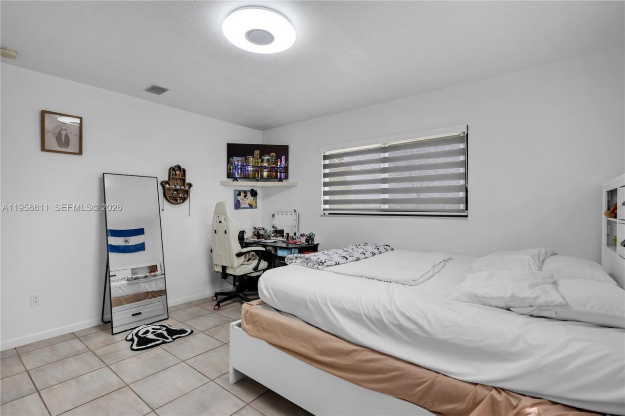 21320 SW 224th St, Miami, FL 33170 Photo