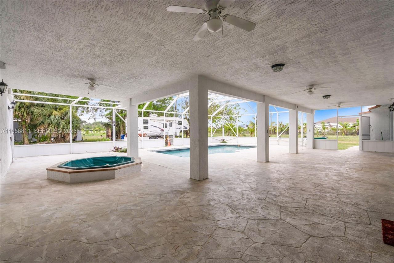 21320 SW 224th St, Miami, FL 33170 Photo