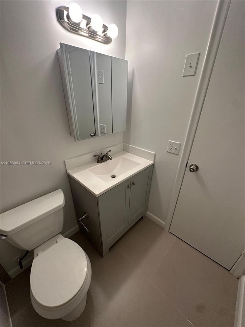 2222 Jackson St, Unit 6E, Hollywood, FL 33020 Photo