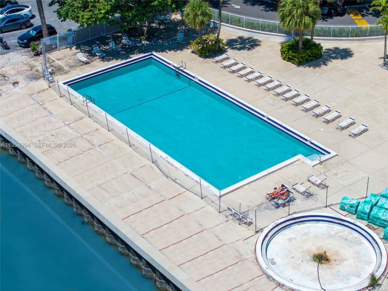 7441 Wayne Ave , Unit 11F, Miami Beach, FL 33141 Photo