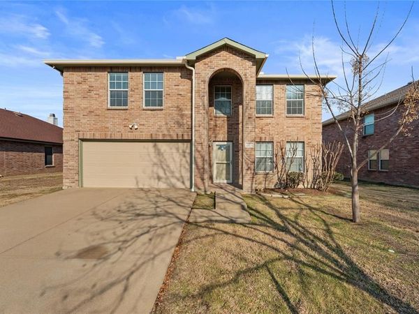 8105 York Beach Place, Arlington, TX 76002