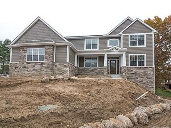 10539 Stoney Point Drive, Green Oak Twp, MI 48178