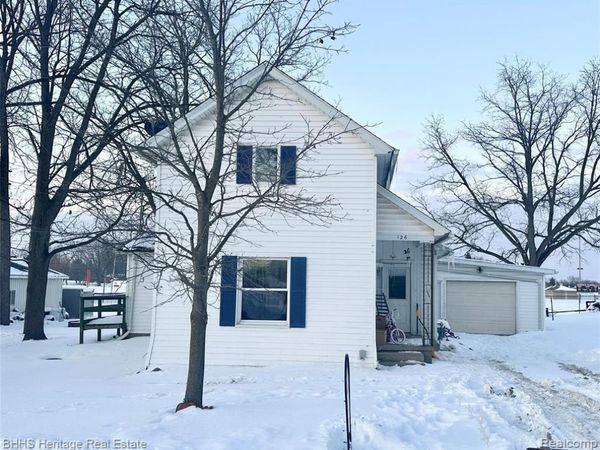 126 W Mason, Morrice Vlg, MI 48857
