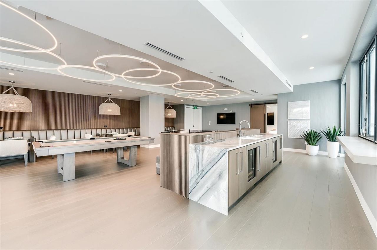 325 Golden Gate Point, Unit 1002, Sarasota, FL 34236 Photo