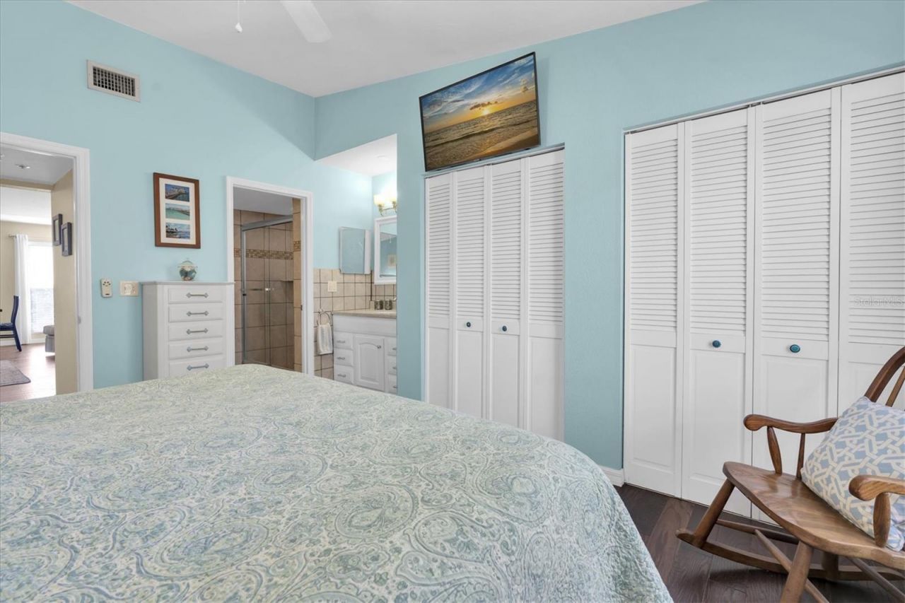 3601 E Bay Drive, Unit 206, Holmes Beach, FL 34217 Photo