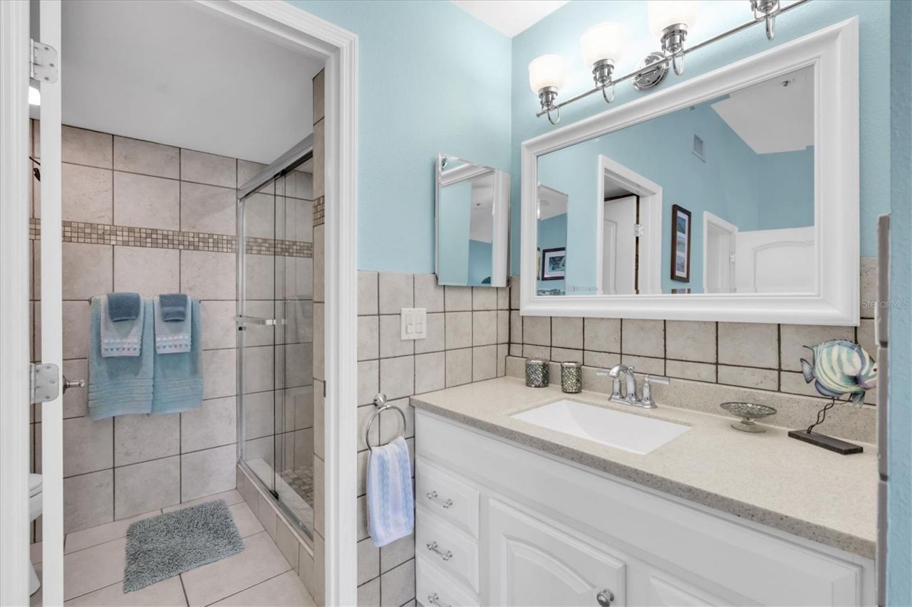 3601 E Bay Drive, Unit 206, Holmes Beach, FL 34217 Photo