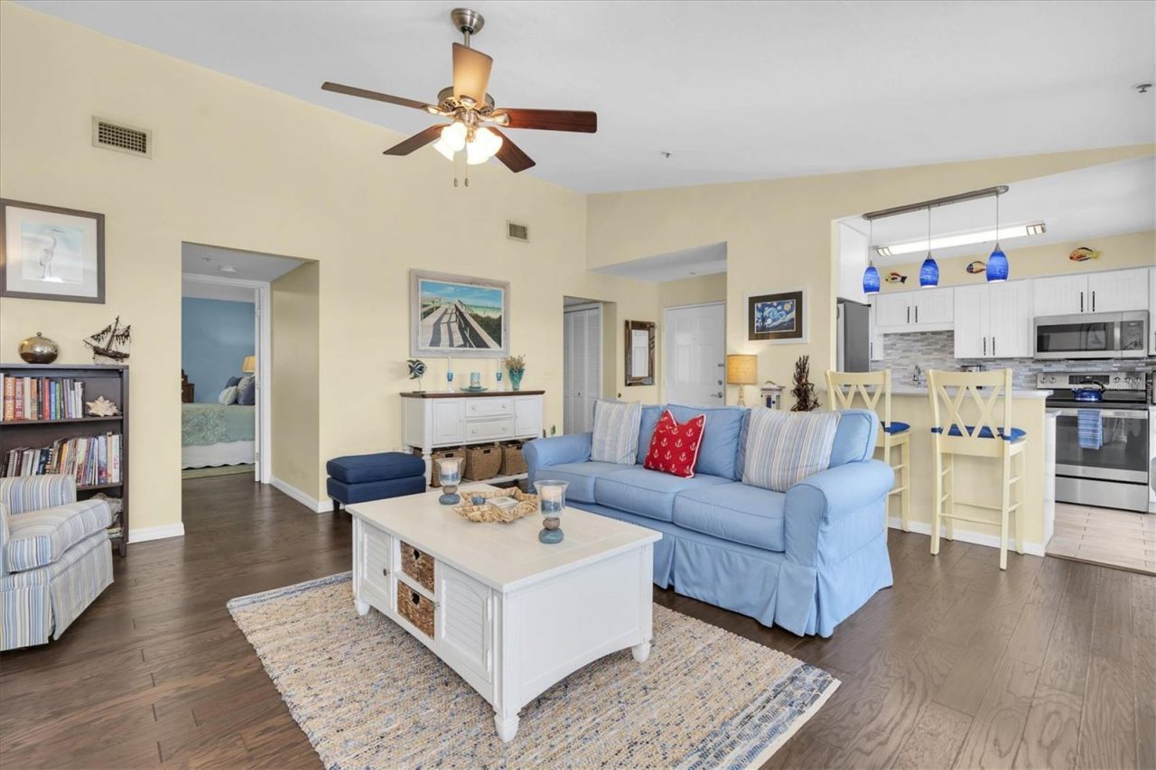 3601 E Bay Drive, Unit 206, Holmes Beach, FL 34217 Photo
