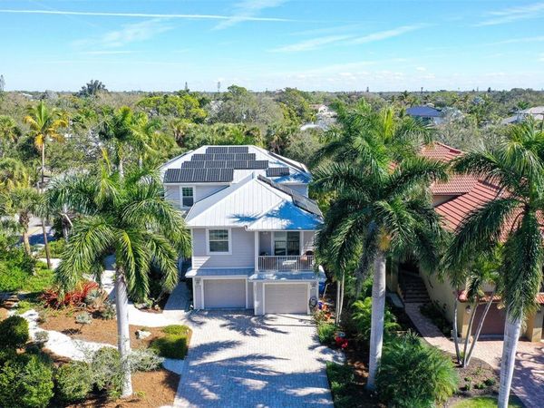 5201 AVENIDA DEL MARE, SARASOTA, FL 34242