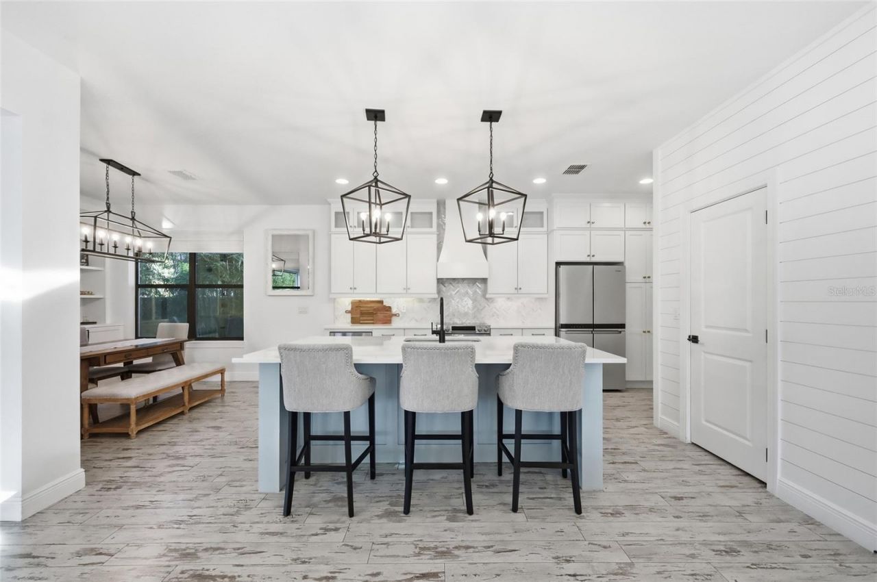 1033 Wilks Avenue, Orlando, FL 32809 Photo