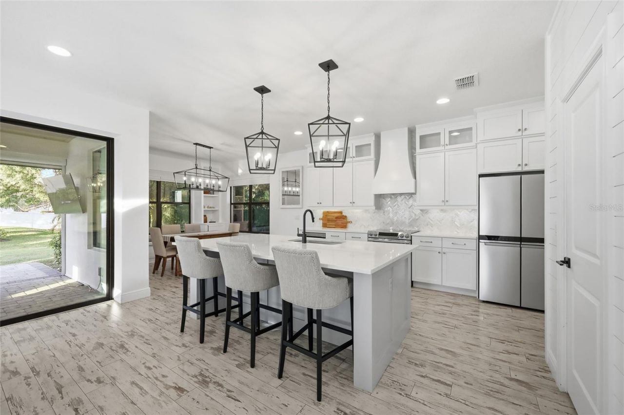 1033 Wilks Avenue, Orlando, FL 32809 Photo