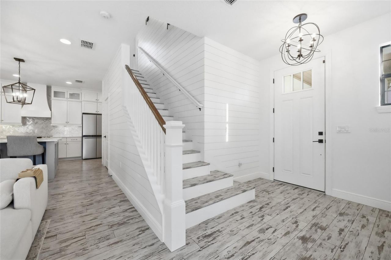 1033 Wilks Avenue, Orlando, FL 32809 Photo