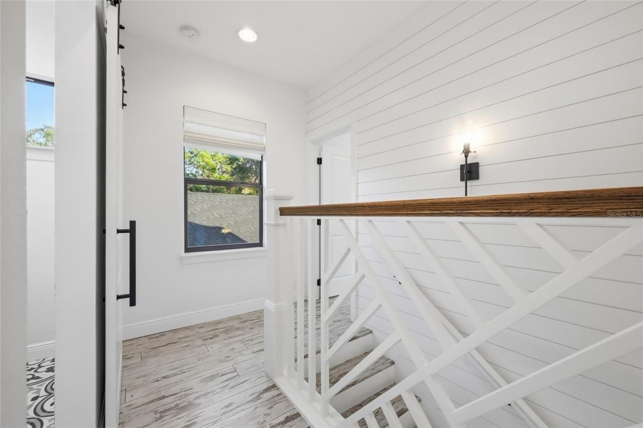 1033 Wilks Avenue, Orlando, FL 32809 Photo