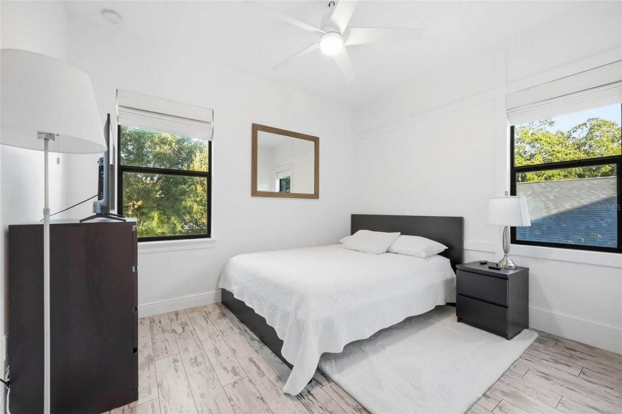 1033 Wilks Avenue, Orlando, FL 32809 Photo