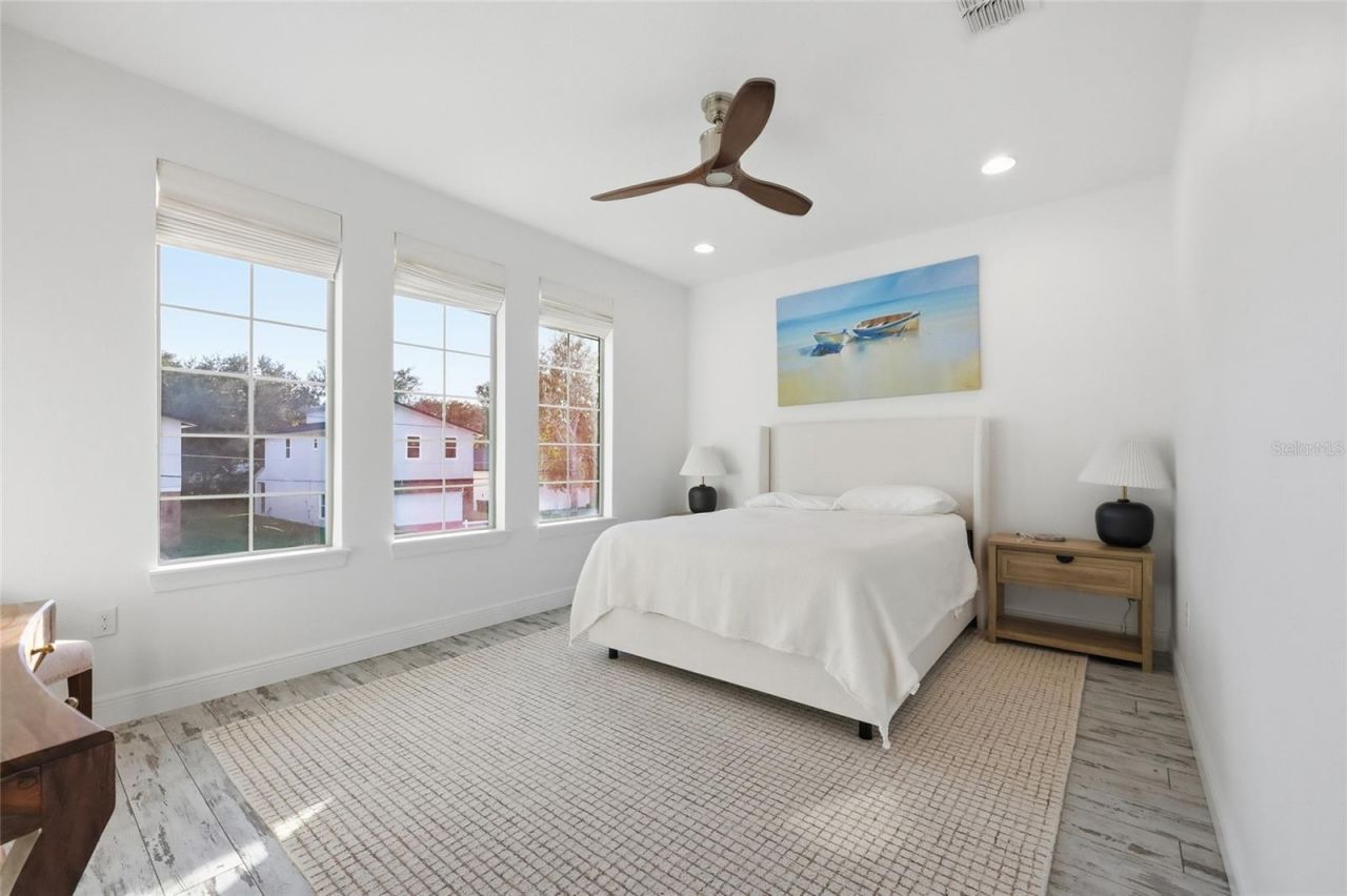 1033 Wilks Avenue, Orlando, FL 32809 Photo