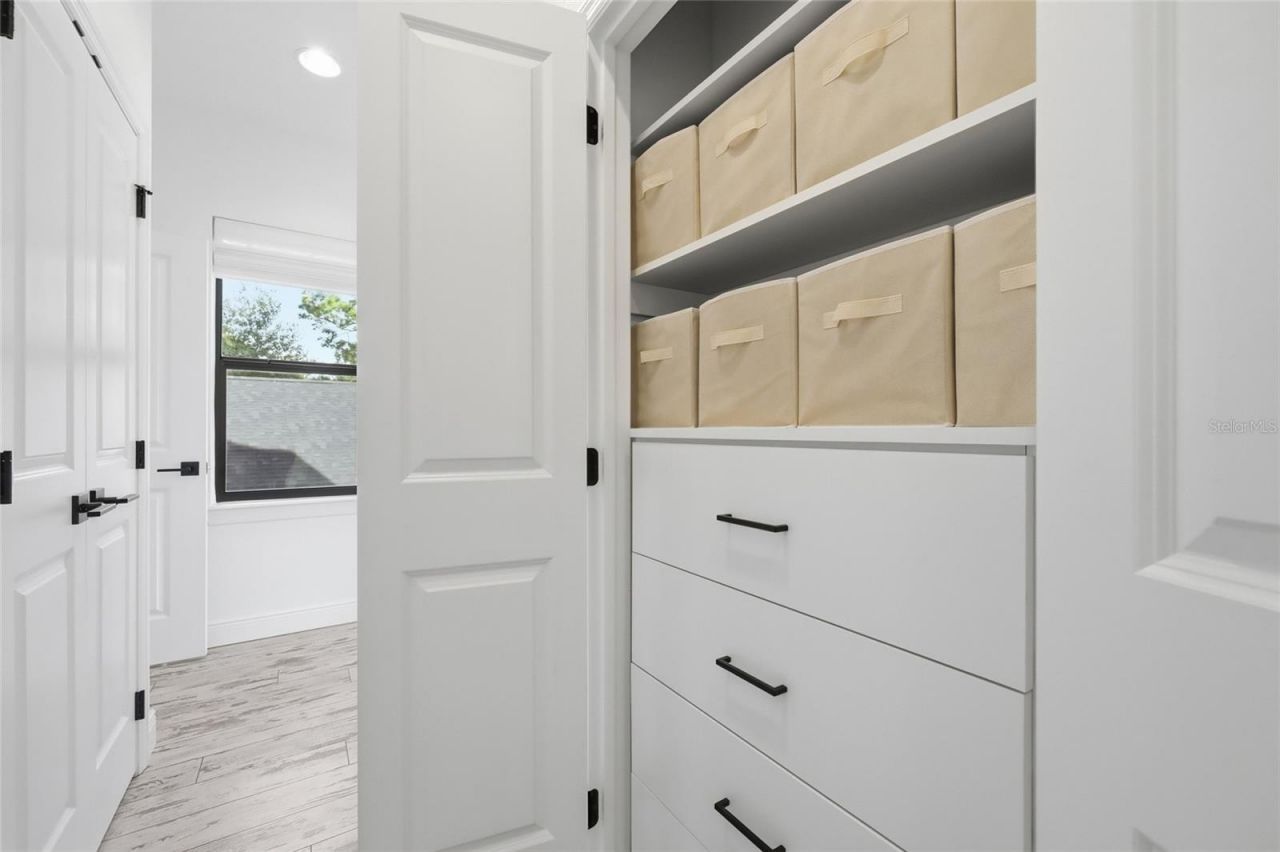 1033 Wilks Avenue, Orlando, FL 32809 Photo