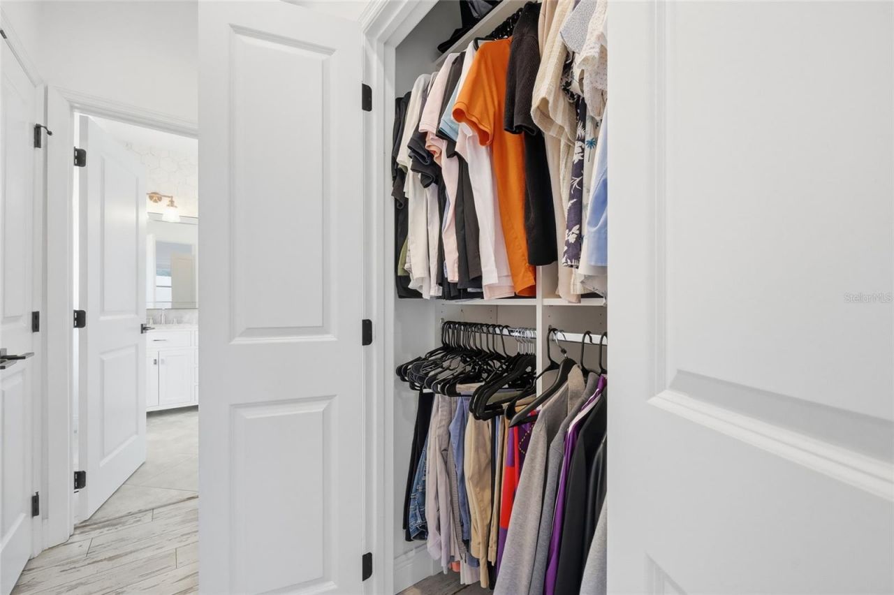 1033 Wilks Avenue, Orlando, FL 32809 Photo