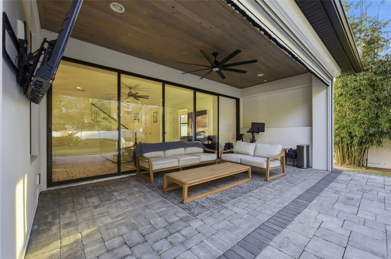 1033 Wilks Avenue, Orlando, FL 32809 Photo