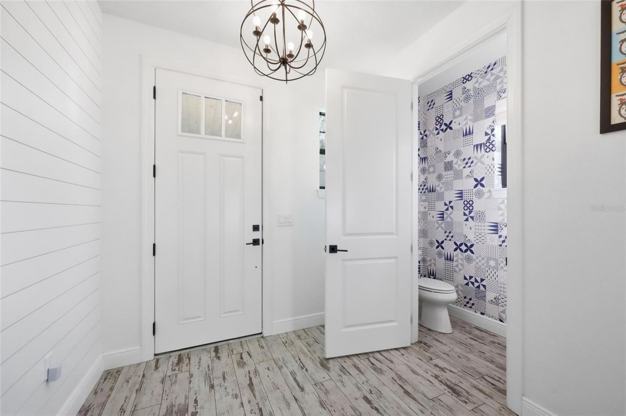 1033 Wilks Avenue, Orlando, FL 32809 Photo