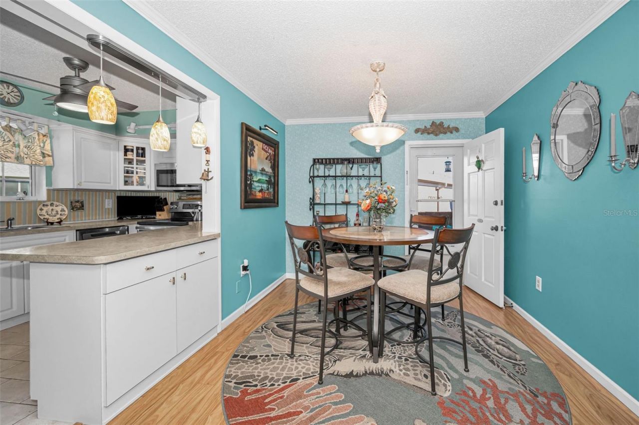 3958 37th Street S, Unit 28, Saint Petersburg, FL 33711 Photo