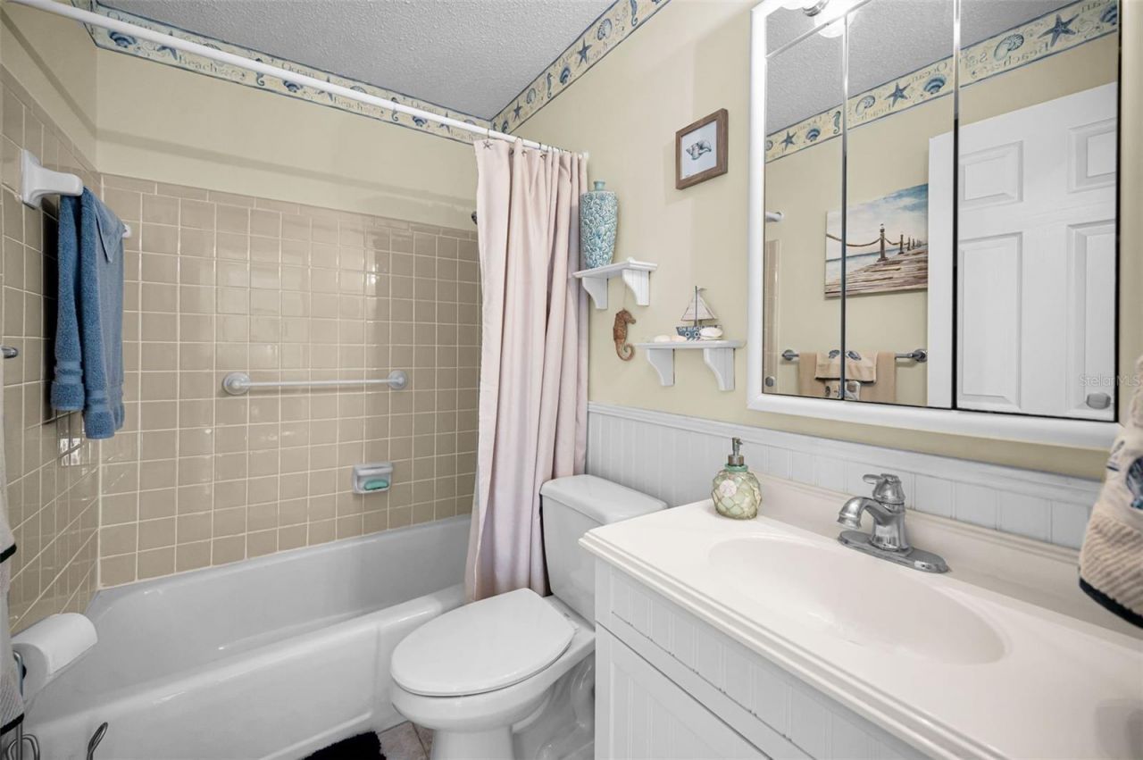 3958 37th Street S, Unit 28, Saint Petersburg, FL 33711 Photo