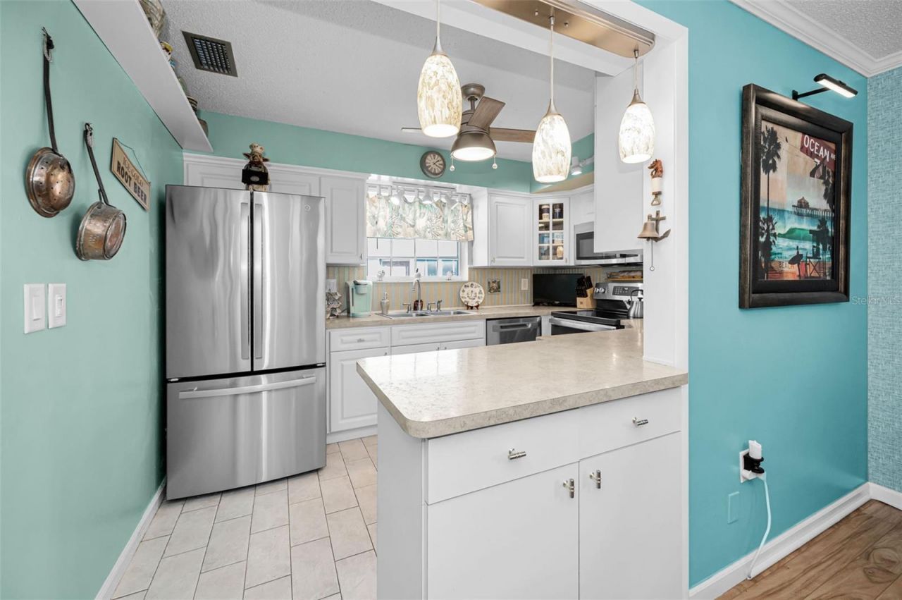 3958 37th Street S, Unit 28, Saint Petersburg, FL 33711 Photo