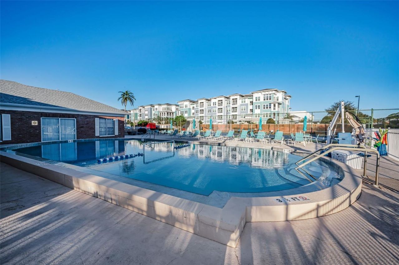 3958 37th Street S, Unit 28, Saint Petersburg, FL 33711 Photo