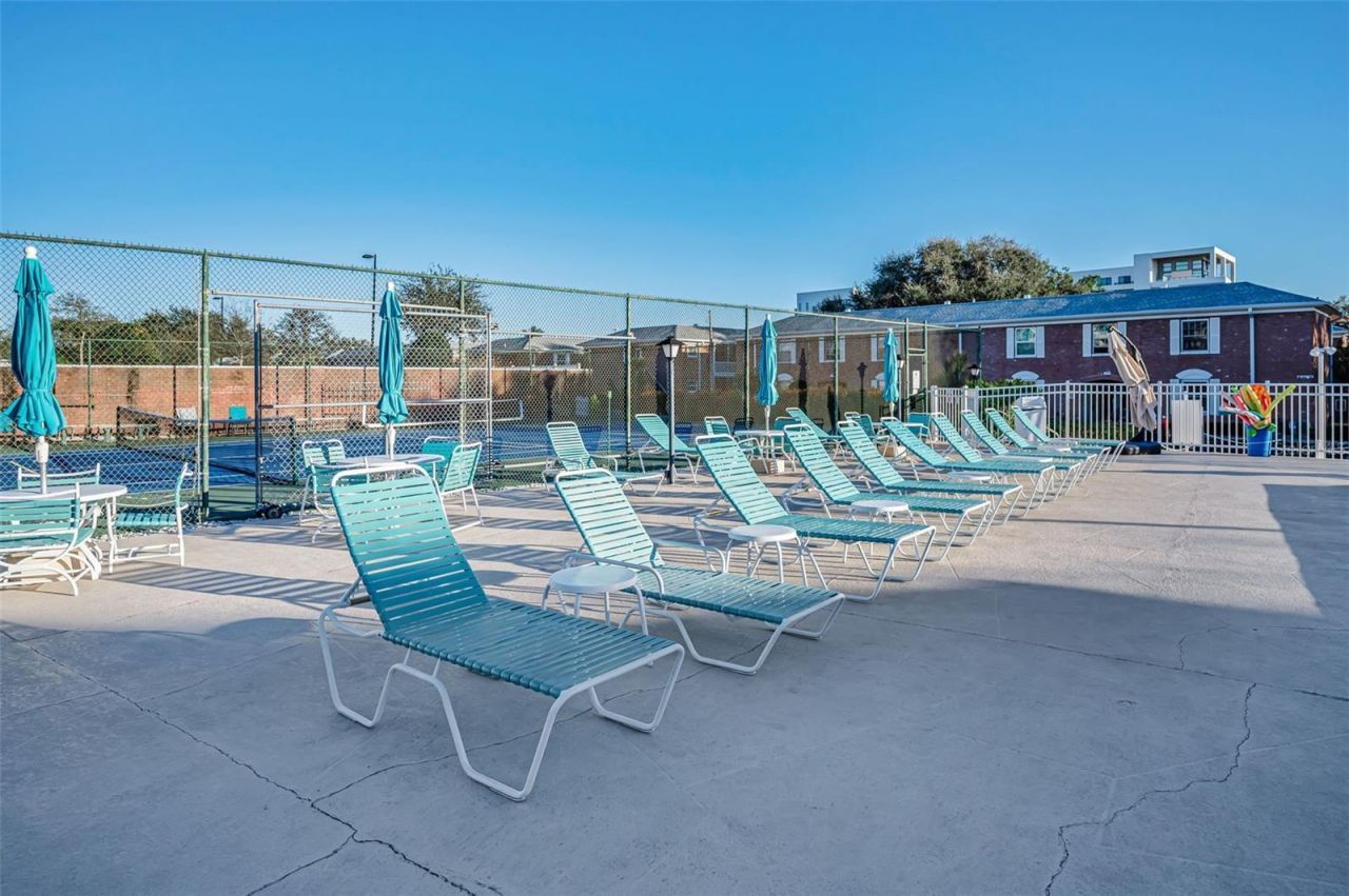 3958 37th Street S, Unit 28, Saint Petersburg, FL 33711 Photo