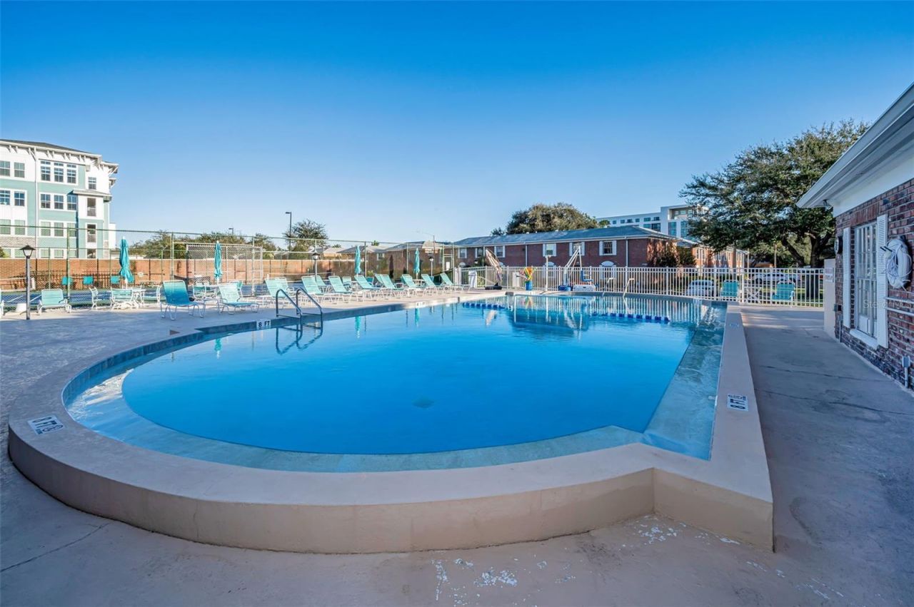 3958 37th Street S, Unit 28, Saint Petersburg, FL 33711 Photo