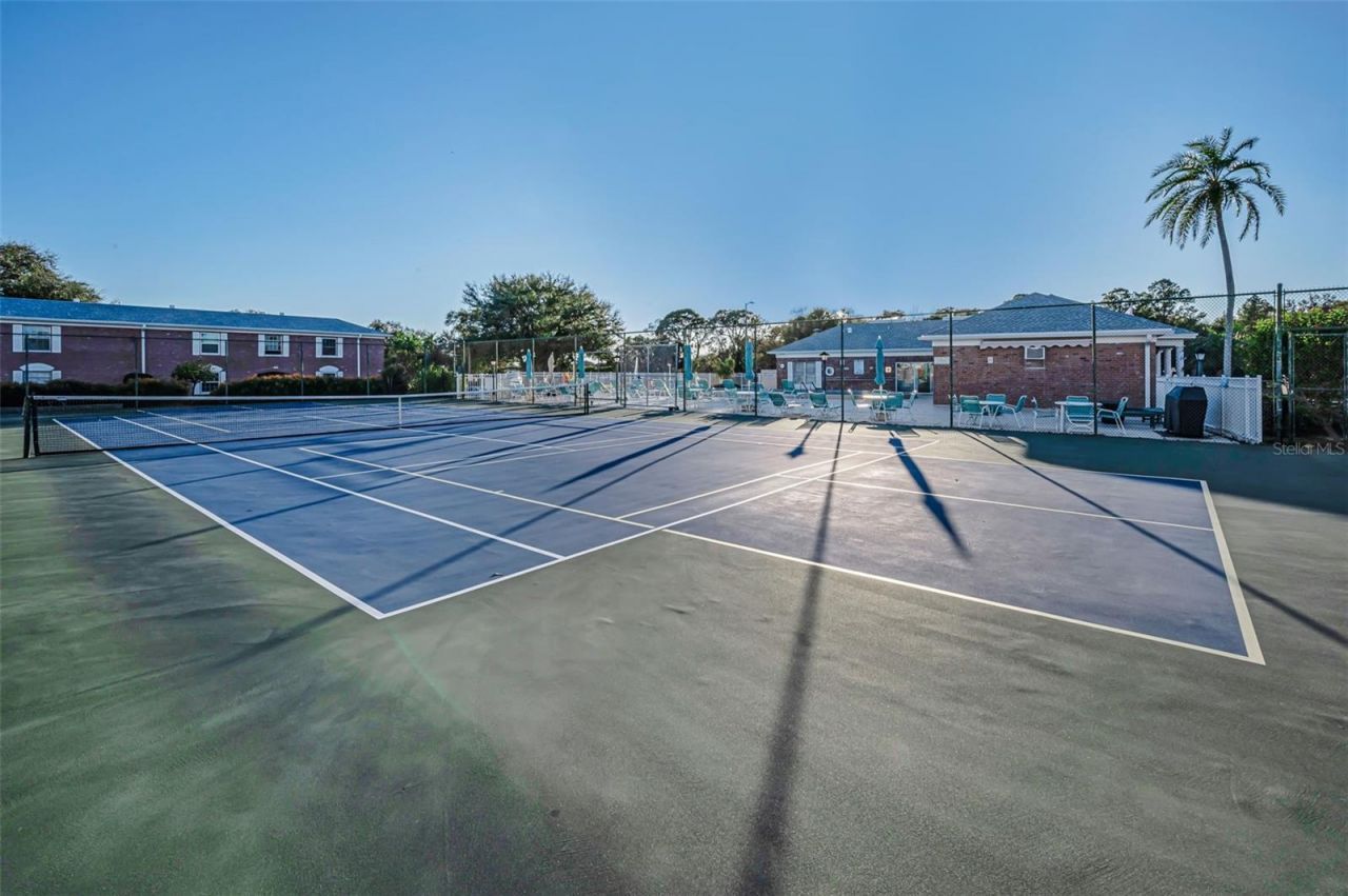 3958 37th Street S, Unit 28, Saint Petersburg, FL 33711 Photo