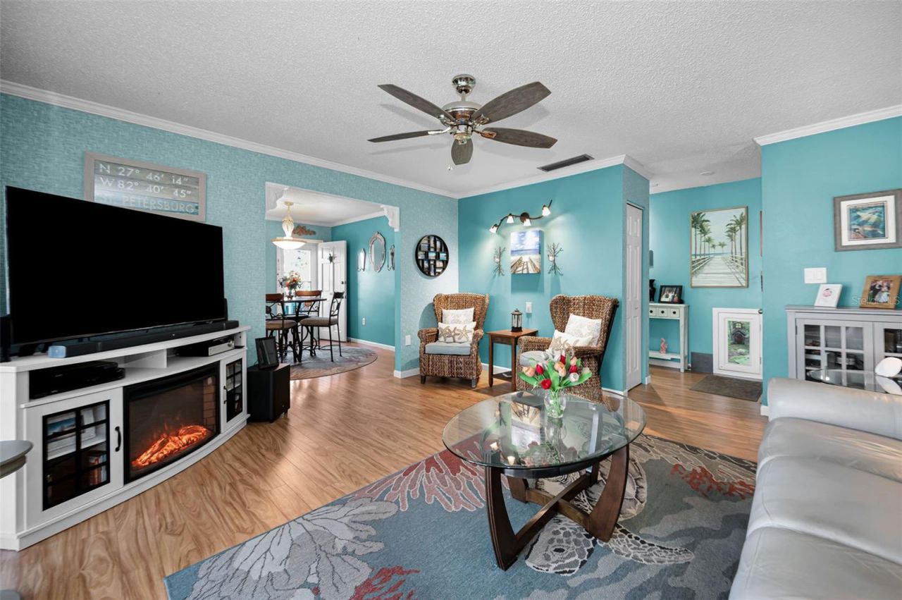 3958 37th Street S, Unit 28, Saint Petersburg, FL 33711 Photo