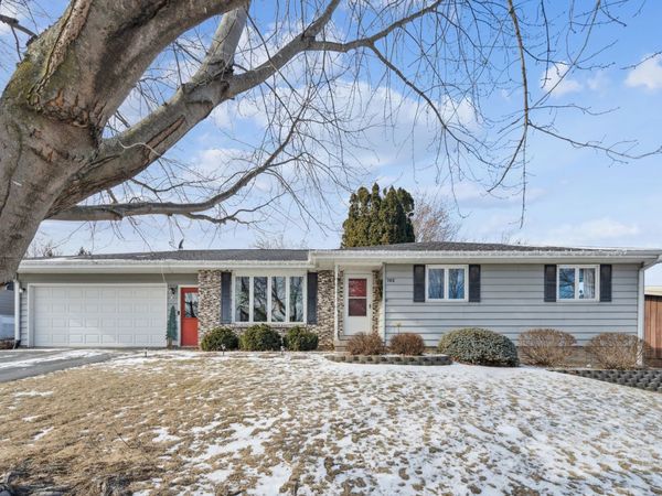 302 Baker Street, Fulton, IL 61252