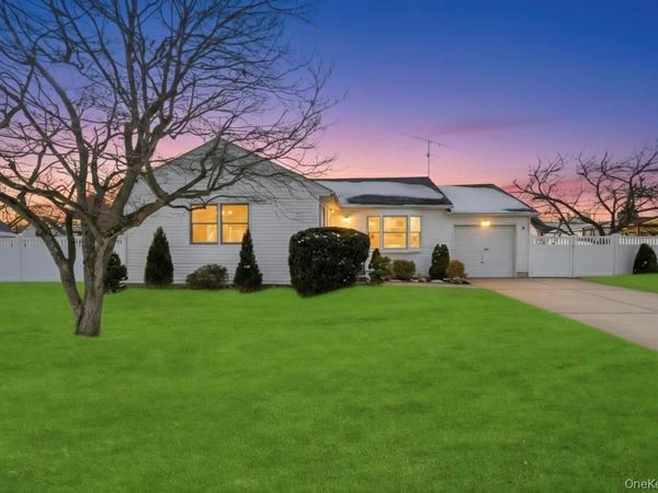 4 Adams Street, Hicksville, NY 11801