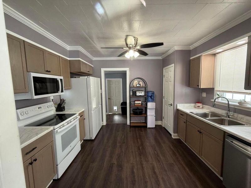 45 E Park Street, Magnetic Springs, OH 43036 Photo 3