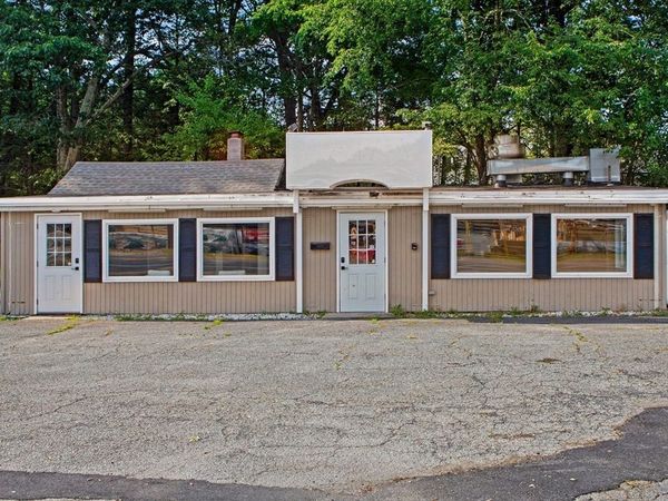 165 Massachusetts Ave, Lunenburg, MA 01462