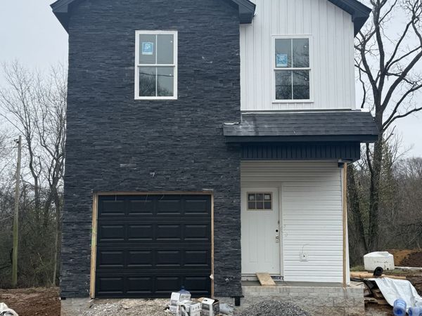 811 Gracey Ave , Clarksville, TN 37040