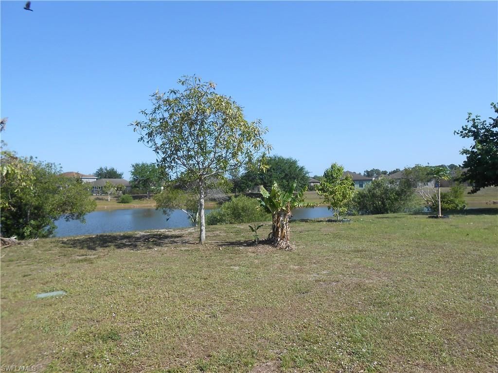 154 Shadowview Ct , Lehigh Acres, FL 33974 Photo