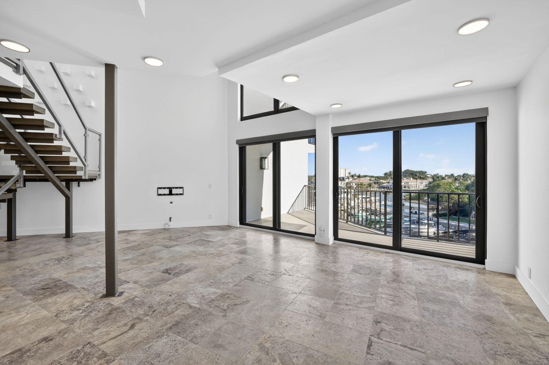 1035 S Federal Highway, Unit 402, Delray Beach, FL 33483 Photo