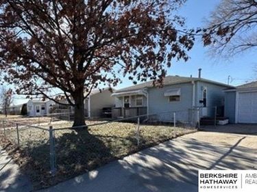 4520 S 63rd Street, Omaha, NE 68117