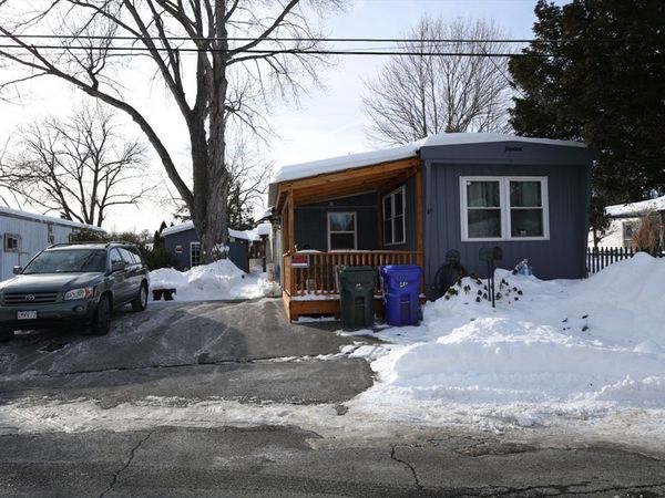 42 Better Way, Springfield, MA 01119