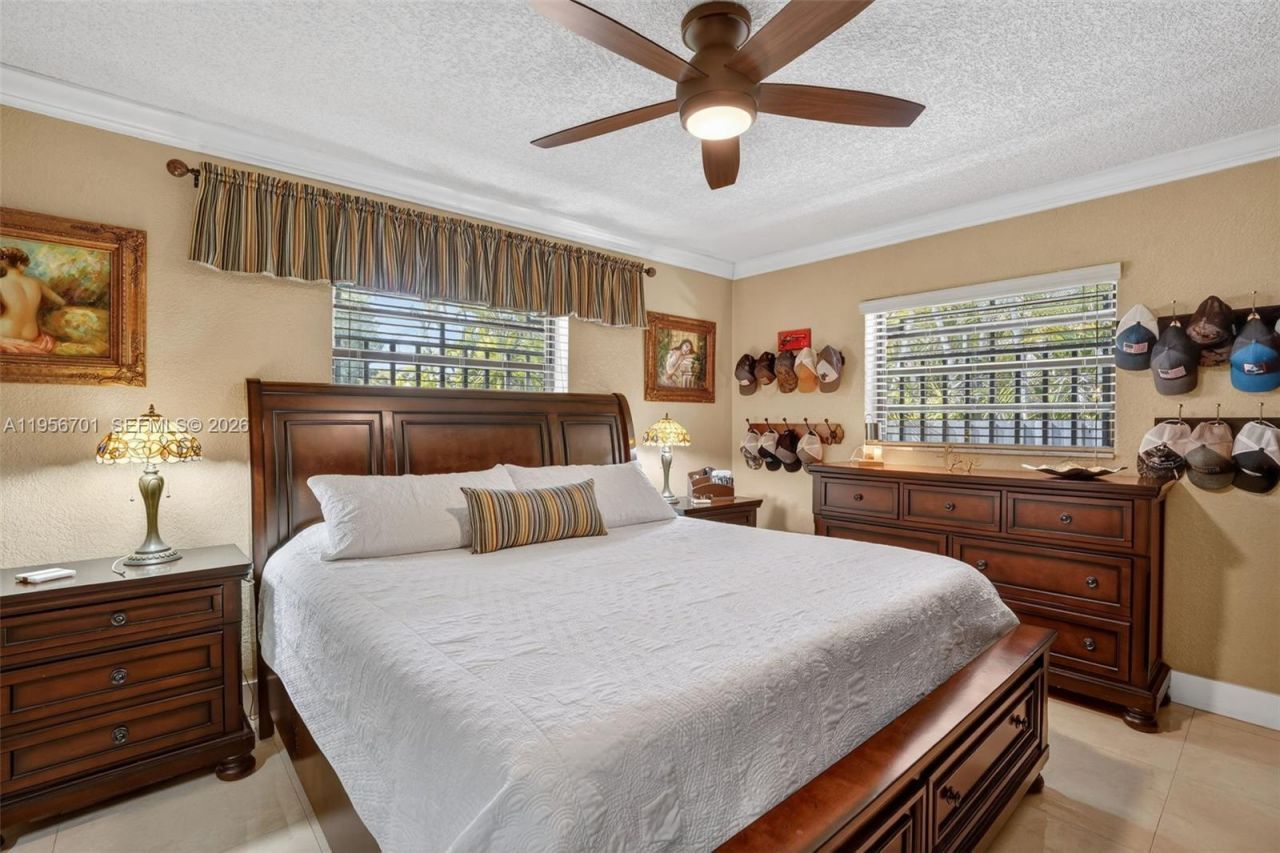 9410 SW 42nd St, Miami, FL 33165 Photo