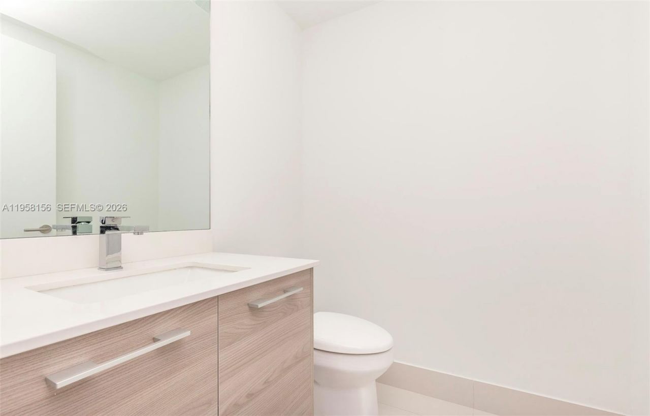 1300 S Miami Ave, Unit 4505, Miami, FL 33130 Photo