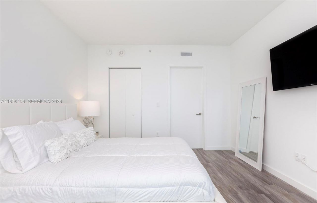 1300 S Miami Ave, Unit 4505, Miami, FL 33130 Photo
