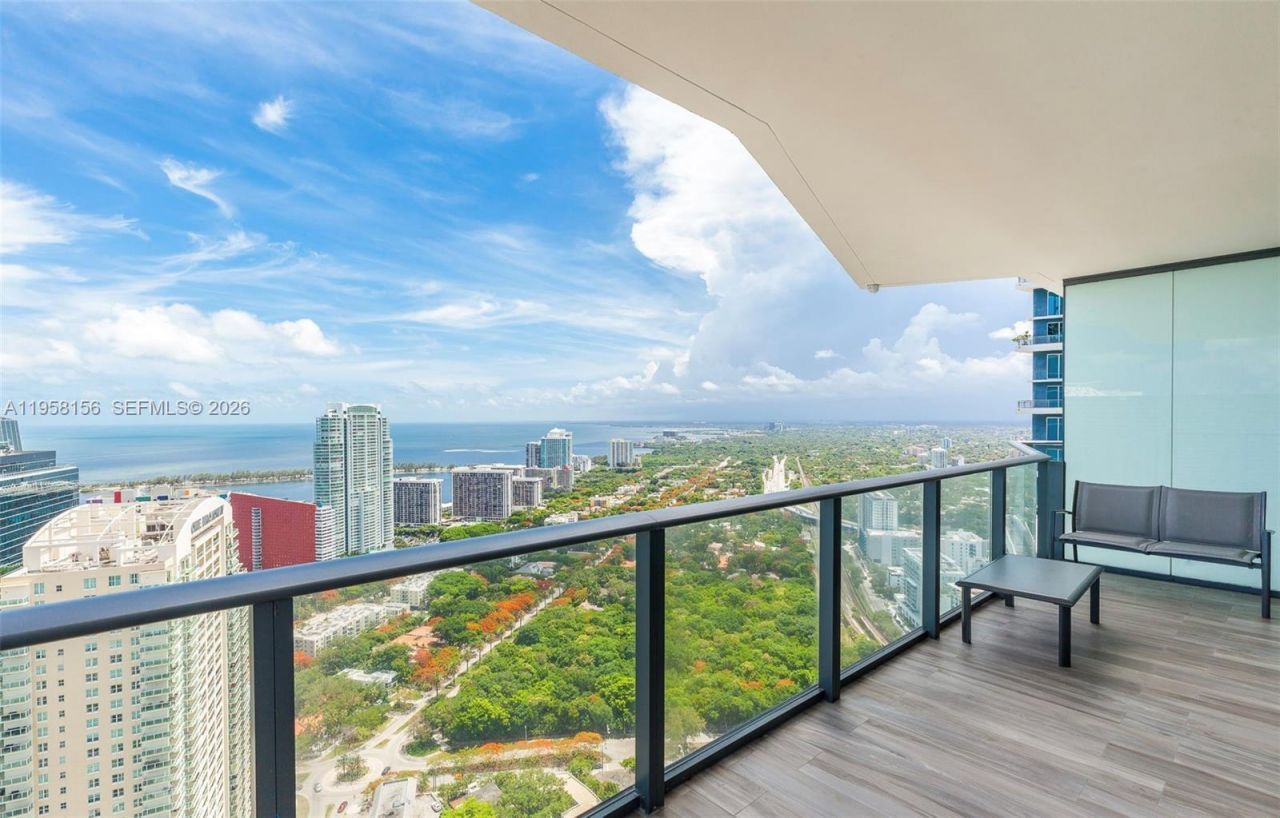 1300 S Miami Ave, Unit 4505, Miami, FL 33130 Photo