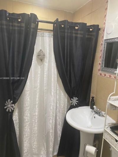 691 E 62nd St, Hialeah, FL 33013 Photo