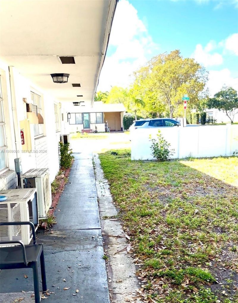 1859 Wiley St, Unit 3, Hollywood, FL 33020 Photo