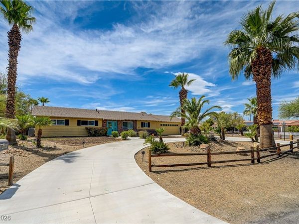 4669 Saddle Place, Las Vegas, NV 89119