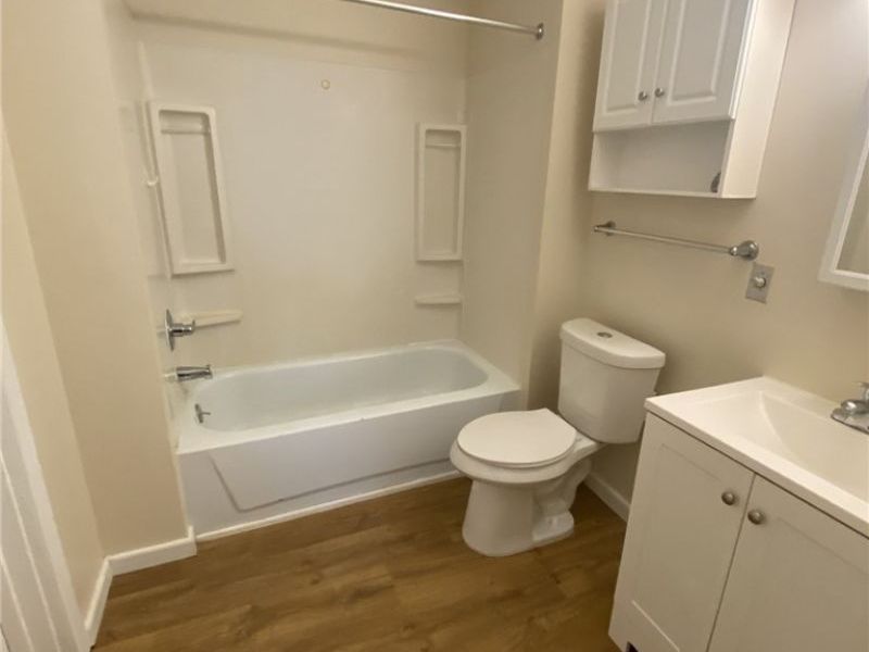 3322 Daisy Avenue, Cleveland, OH 44109 Photo 16