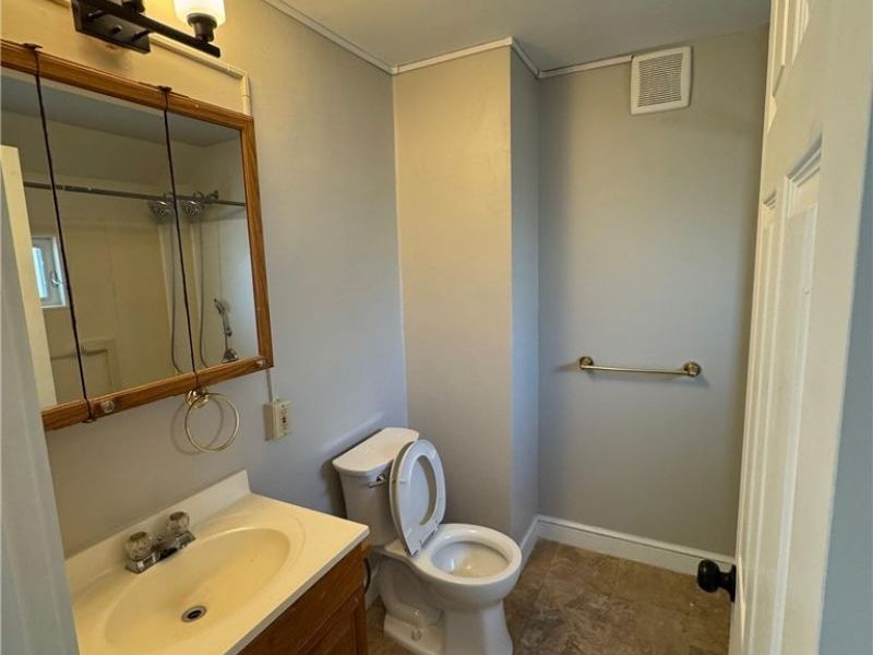 3322 Daisy Avenue, Cleveland, OH 44109 Photo 26